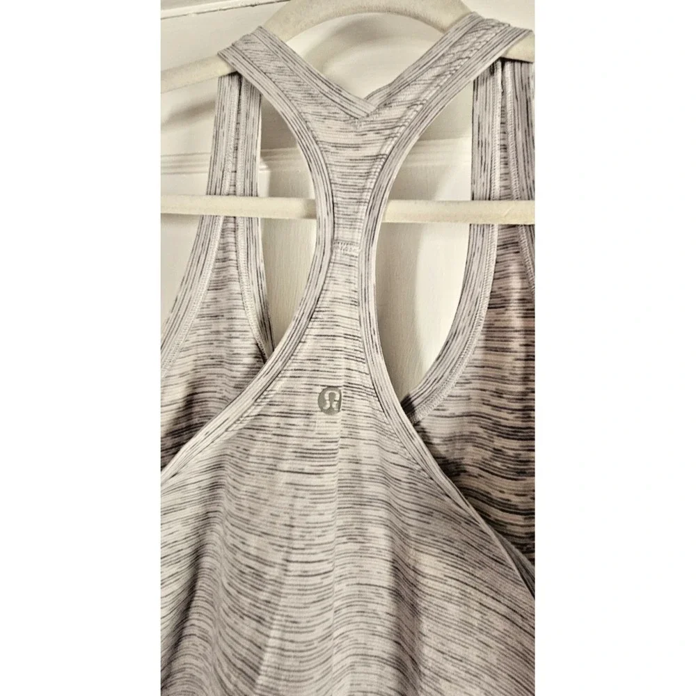 Lululemon cool racerback grey‎ striped tank womens 10